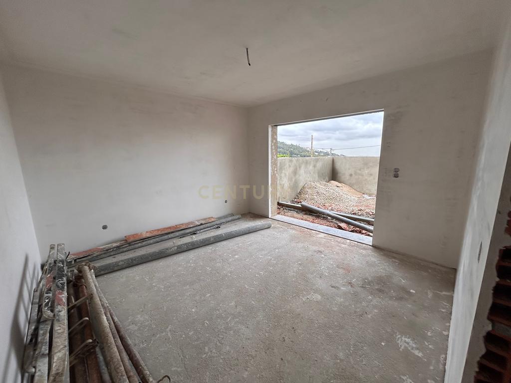 Moradia Nova em Construção no Bairro do Girassol - Image 14